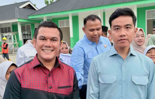 Wapres Gibran Datangi Rohil, Tinjau Rehabilitasi Sekolah hingga Makan Bergizi Gratis