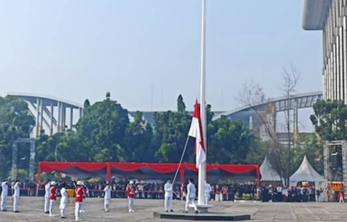 SF Hariyanto Pimpin Upacara HUT ke-81 RI di Halaman Kantor Gubernur Riau