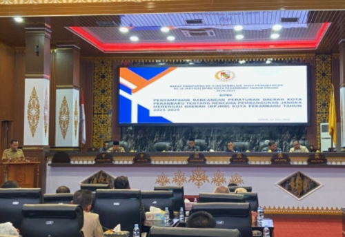 DPRD Pekanbaru Gelar Rapat Paripurna Penyampaian Ranperda RPJMD 2025-2029