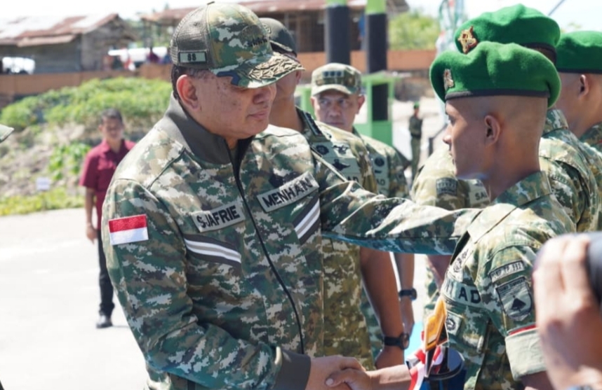 Menhan Sjafrie Tinjau Pembangunan Dua Yonif Teritorial di Riau