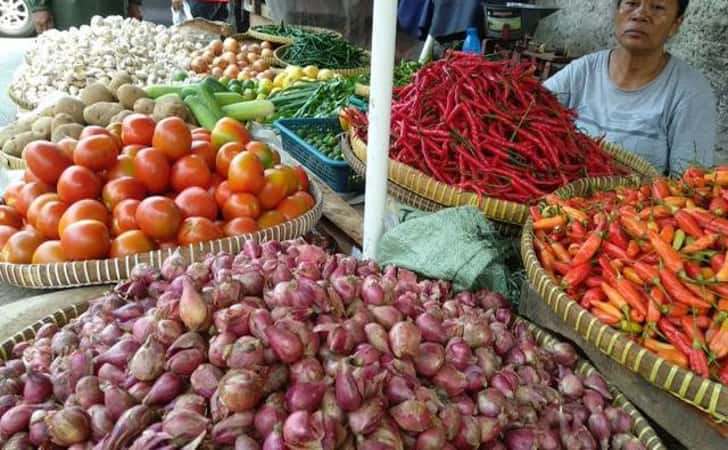 Harga Bawang Merah, Telur dan Daging Ayam di Pekanbaru Belum Stabil