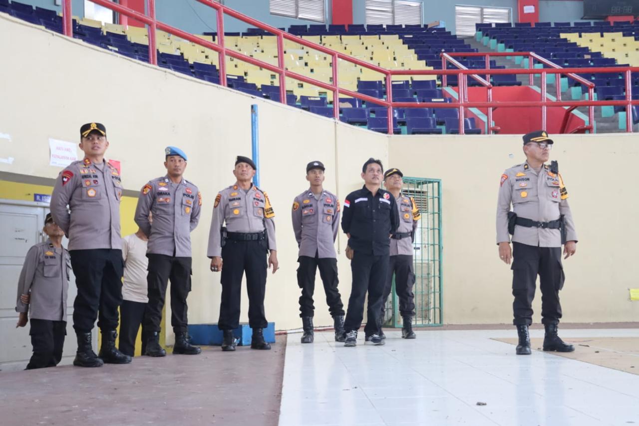 Usai Coffee Morning Dengan Bawaslu dan KPU, Ketua Bawaslu Pelalawan Dampingi Kapolres Tinjau Gudang Logistik Pilkada