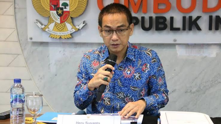 Gelar Seminar Nasional Literasi Pelayanan Publik Dalam Penataan Infrastruktur Telekomunikasi Menuju Smartcity, Ini Kata Hery Susanto